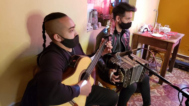 Lucio Rojas presentó su nuevo tema desde Lo De Villalpando