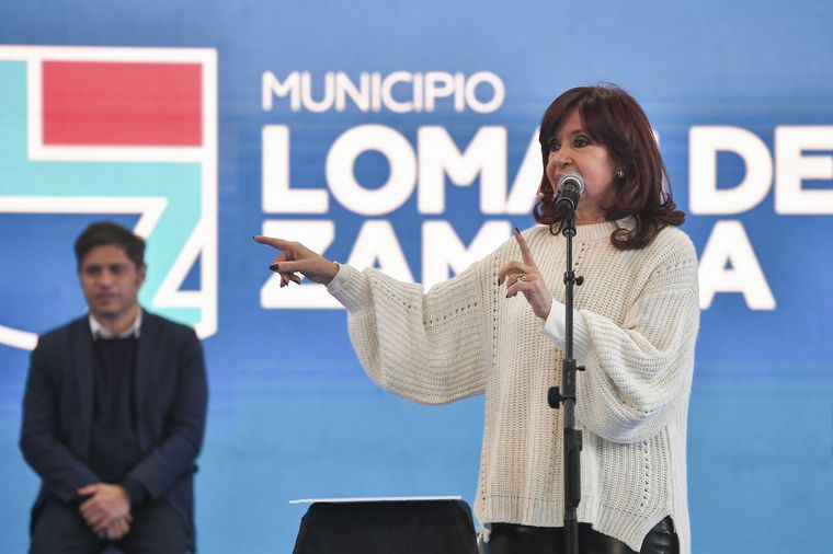 FOTO: La vicepresidente apuntó contra Clarín por el "blindaje mediático" a Macri.