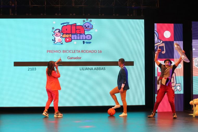 El Día del Niño se celebra en el evento que organizó Cadena 3 y el Gobierno cordobés.