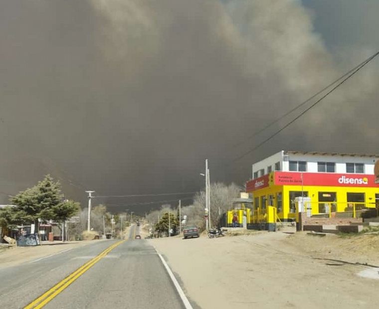 FOTO: Sospechan que sería intencional el incendio en Intiyaco