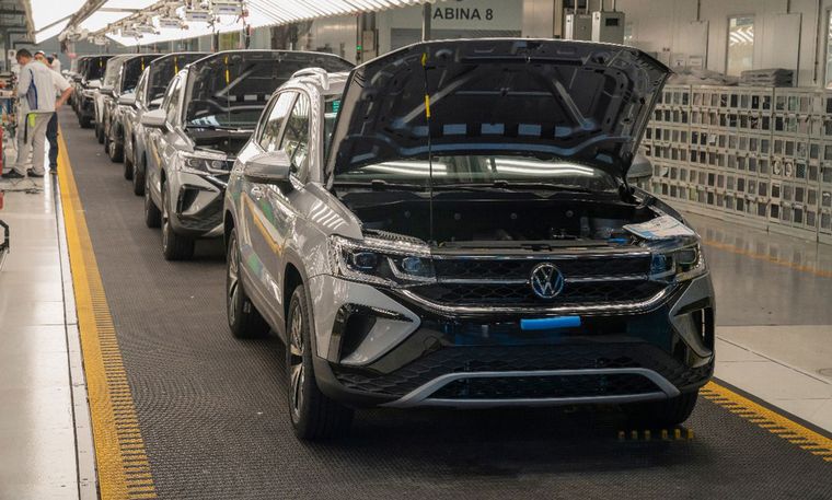 Primeras 5000 Taos fabricadas en Planta Pacheco, el 20% queda en el país.