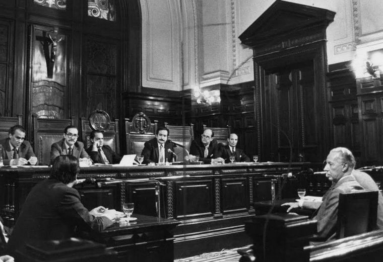 Un libro que revela los secretos de la Justicia argentina