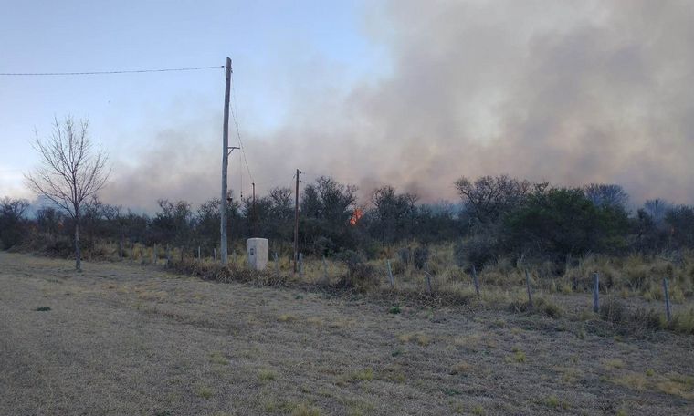 Uno de los frente de fuego se registró en Guanaco Boleado.