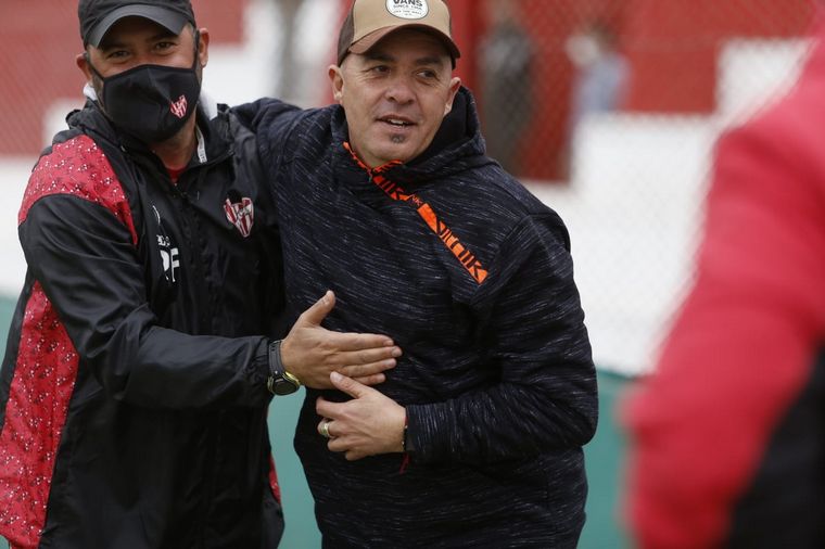 Instituto volvió al triunfo ante Deportivo Morón y recupera terreno.