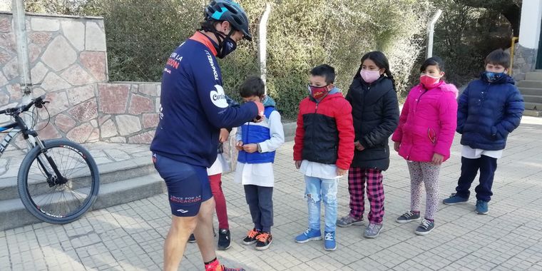 El Cruce por la Educación en la escuela Dra. Cecilia Grierson en Los Cocos
