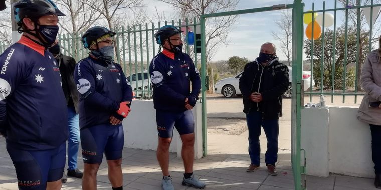El Cruce por la Educación en la escuela Esteban Echeverría de Villa Giardino