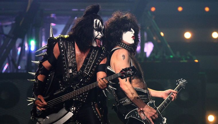 Kiss suspendió su gira.