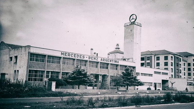 Mercedes-Benz en Argentina cumple 70 años de su llegada al país.