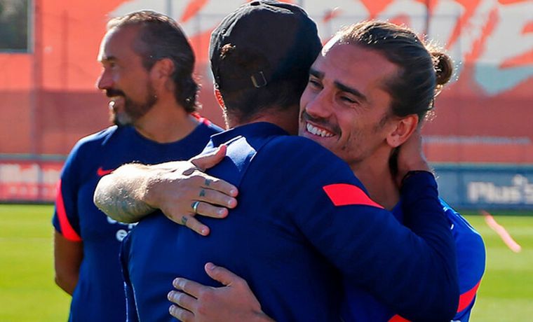 Así recibió Simeone a Griezmann.