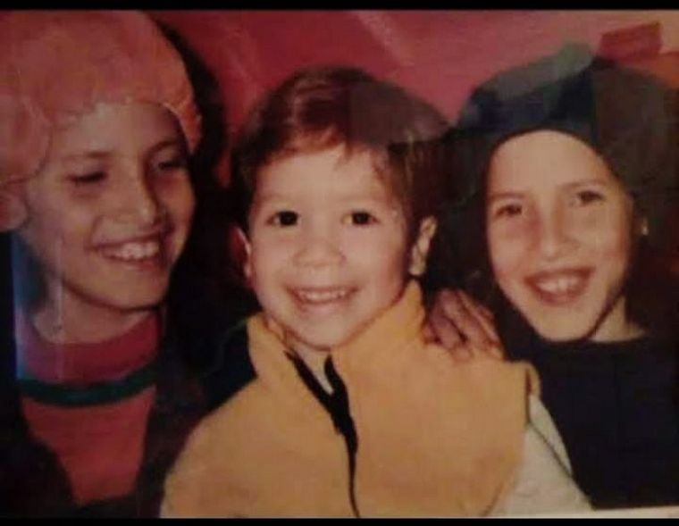 Maribel Oviedo y su hermana