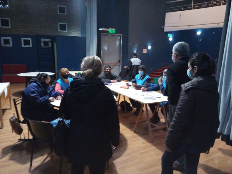 Programa de alfabetización destinado a servidores urbanos.