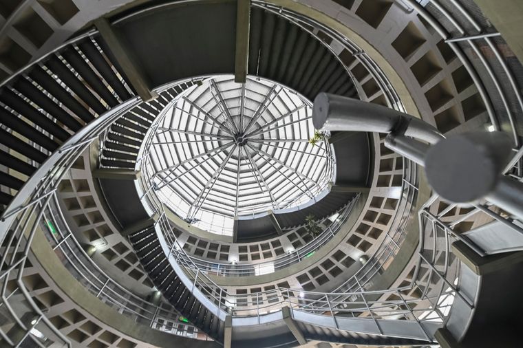 El nuevo techo del CPC de la Ruta 20, en la recta final.