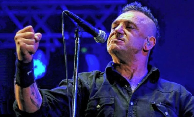 Ricardo Iorio finalmente no cantará el Himno