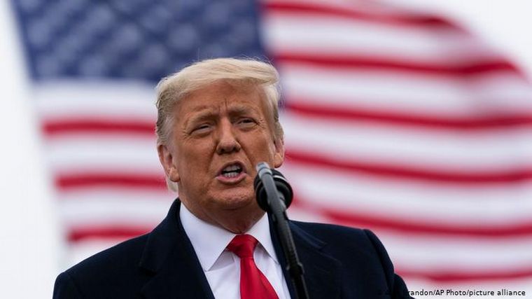 Trump aprovechó el 11 S para criticar a la administración de Joe Biden