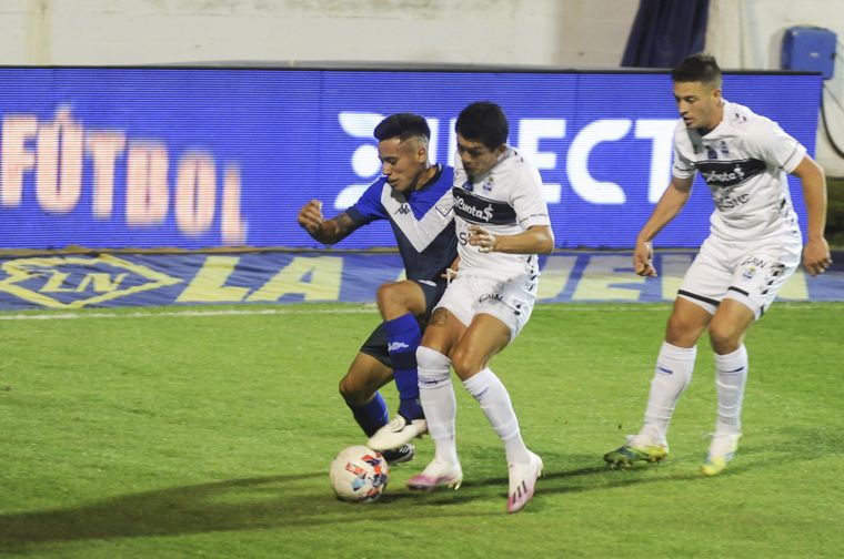 Gimnasia y Vélez se enfrentaron este lunes