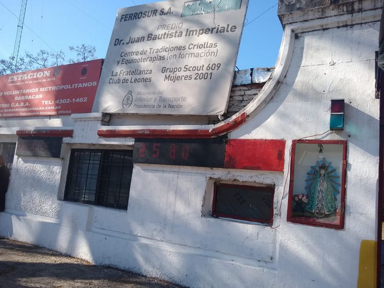 FOTO: Clausuraron un cuartel de Bomberos por supuesta usurpación