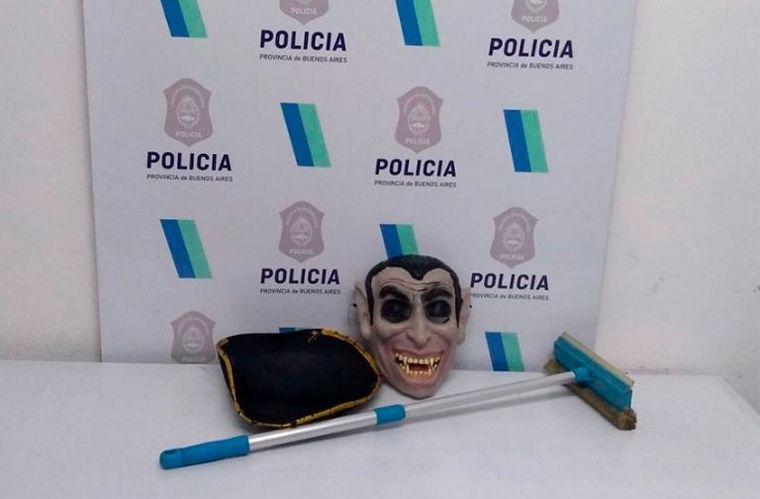 Fue detenido por perseguir deportistas con una máscara de vampiro (Foto: ilustrativa)