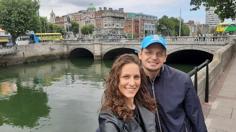 Son músicos argentinos y viven el amor por la cultura celta en Dublín.