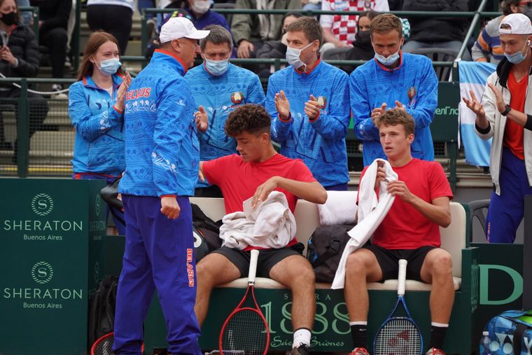 Zeballos y González pusieron en ventaja a Argentina en la serie