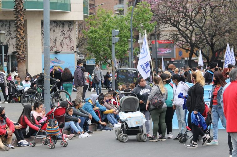 FOTO: Caos en el centro de Córdoba por manifestaciones.