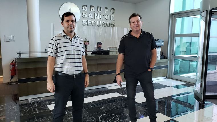 Siempre Juntos transmite desde el edificio corporativo de Sancor Seguros.