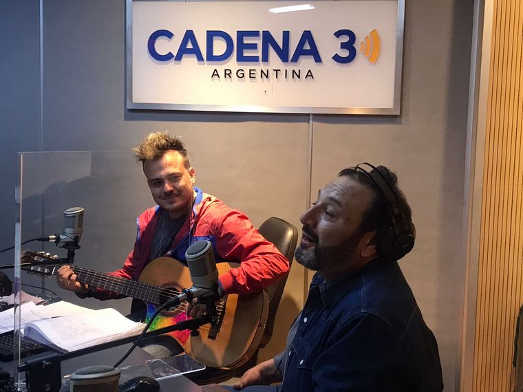 Andrés Clerc palpitó la Fiesta de la Primavera en Turno Noche.