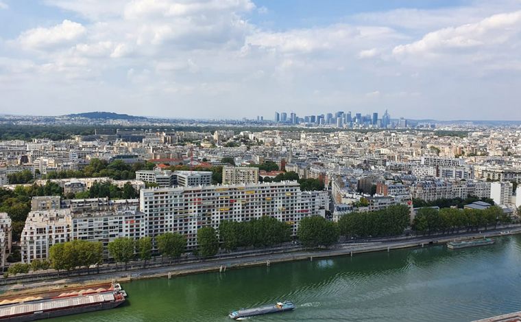 Neuilly-Sur-Seine nuevo barrio de Messi.