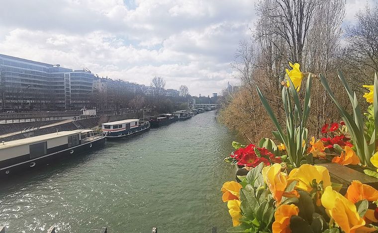 Neuilly-Sur-Seine nuevo barrio de Messi.