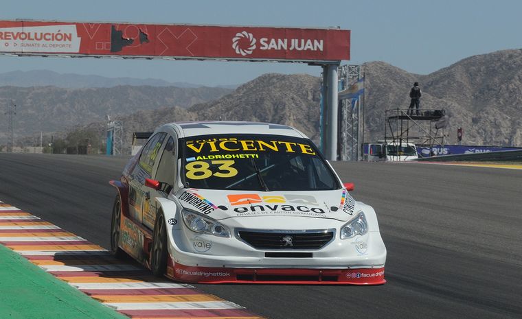 Facundo Aldriguetti/Peugeot 408 clasificó 2°.