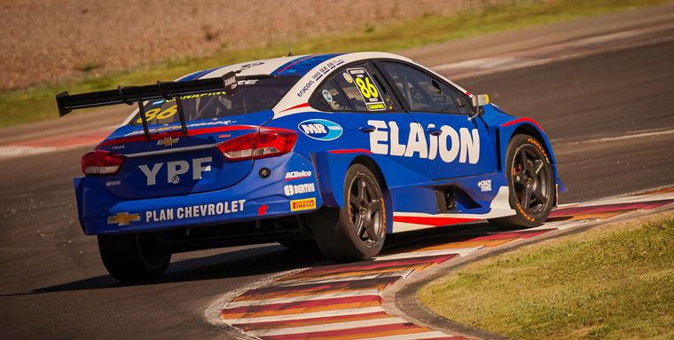 Imparable Canapino y su Cruze clasificando en San Juan, la pole.