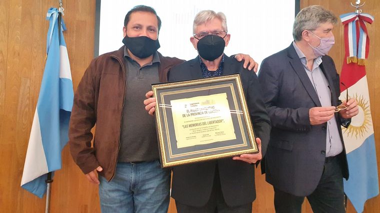 Cadena 3 fue reconocida por la Legislatura de Córdoba por sus radioteatros.