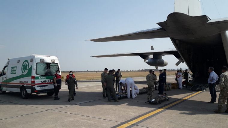 Soldados resultaron lesionados al practicar paracaidismo