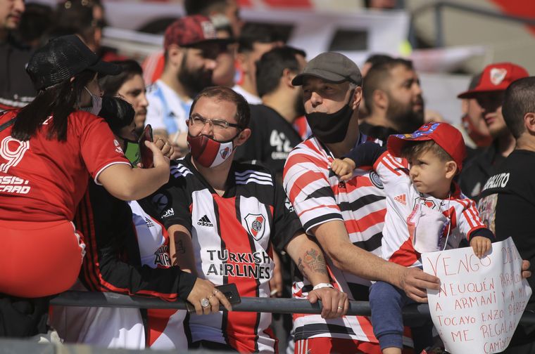 Los hinchas de River coparon las tribunas del Monumental.