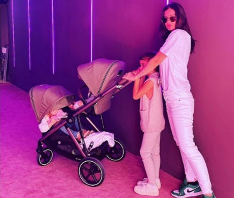 Cuánto valen los cochecitos de los hijos de la China Suárez (Foto: Instagram)