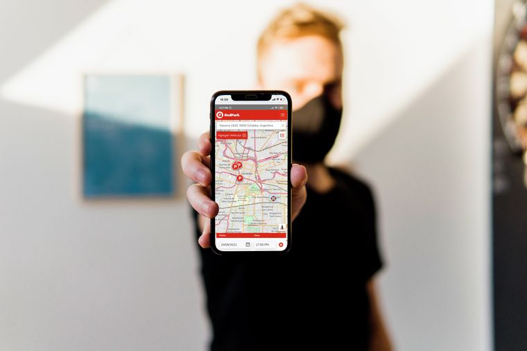 Crean una app para reservar y pagar estadías en parking
