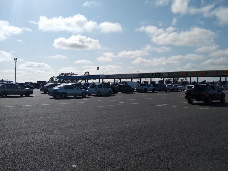 Comenzó el éxodo en Buenos Aires por el fin de semana largo.