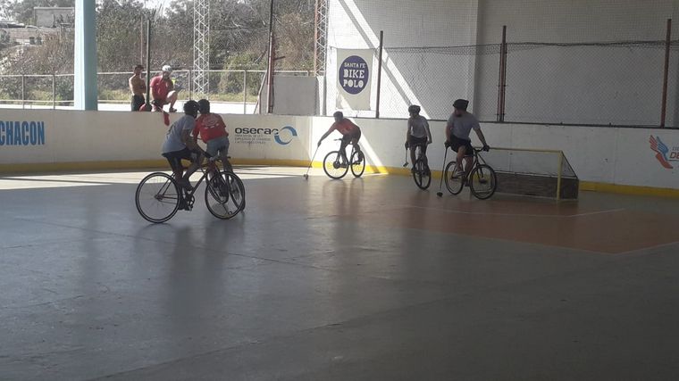 Comenzó el Campeonato Nacional de Bicipolo en Córdoba.