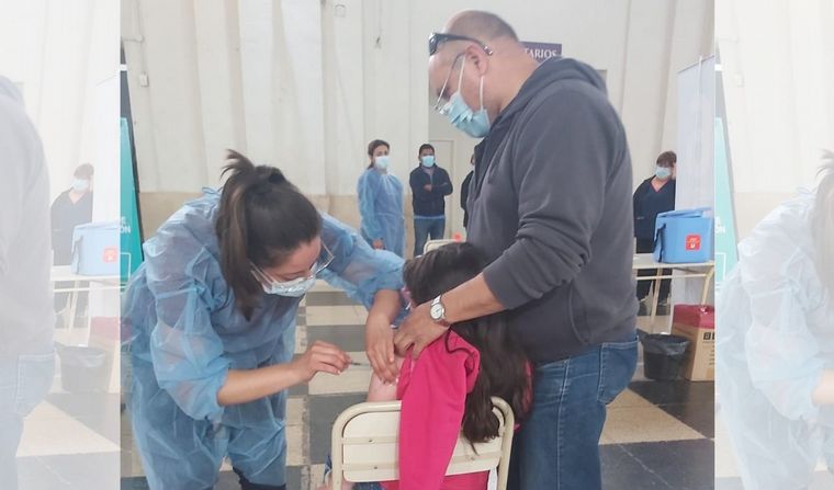FOTO: Vacunación en Córdoba: en el interior provincial será a partir del 12 de octubre