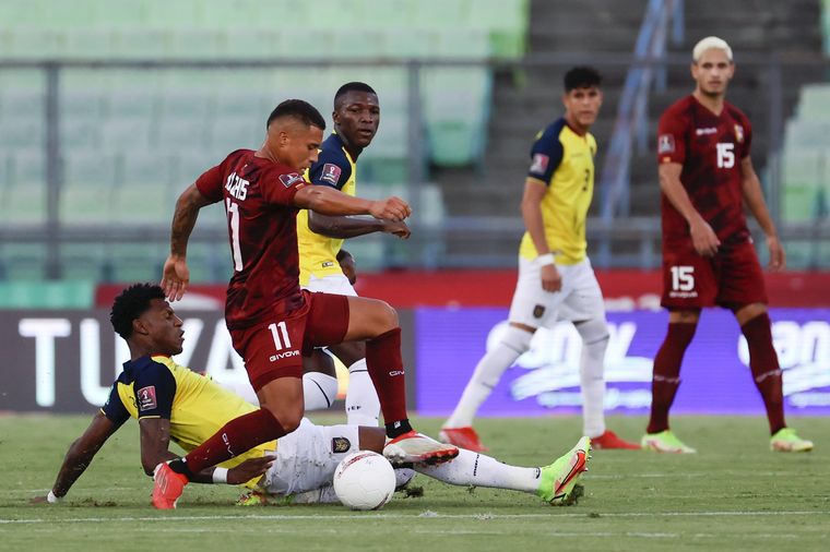 Venezuela no pierde la ilusión y le ganó a Ecuador en Caracas.