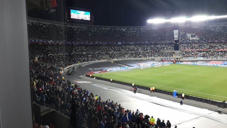 Los hinchas argentinos colmaron las tribunas del 