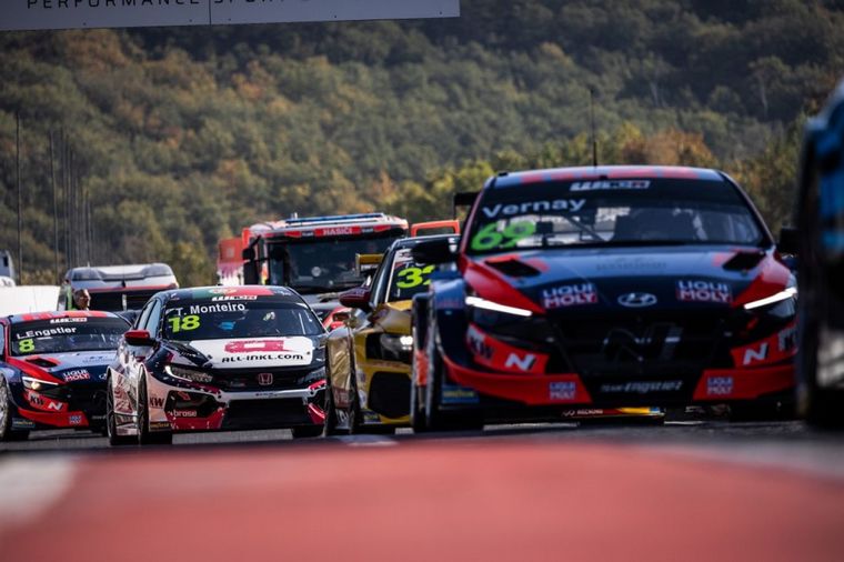 El WTCR se presenta en Pau, Francia
