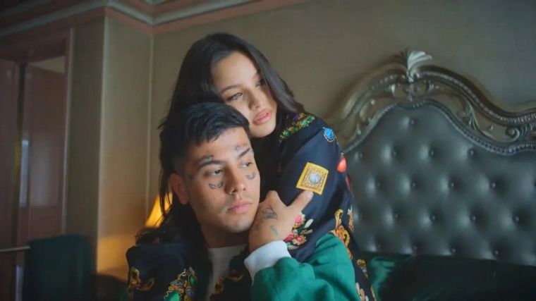 Emilia Mernes y Duki confirmaron su romance (Foto: Captura de video)