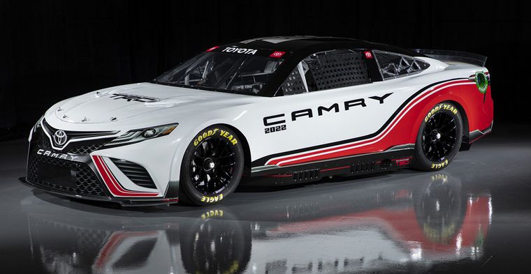 Camry, el modelo con el que Toyota ingresará al TC en 2022.
