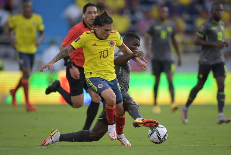 FOTO: Colombia y Ecuador empataron sin goles.