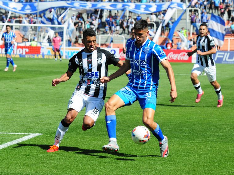Godoy Cruz no conoce la derrota desde que asumió Diego Flores.