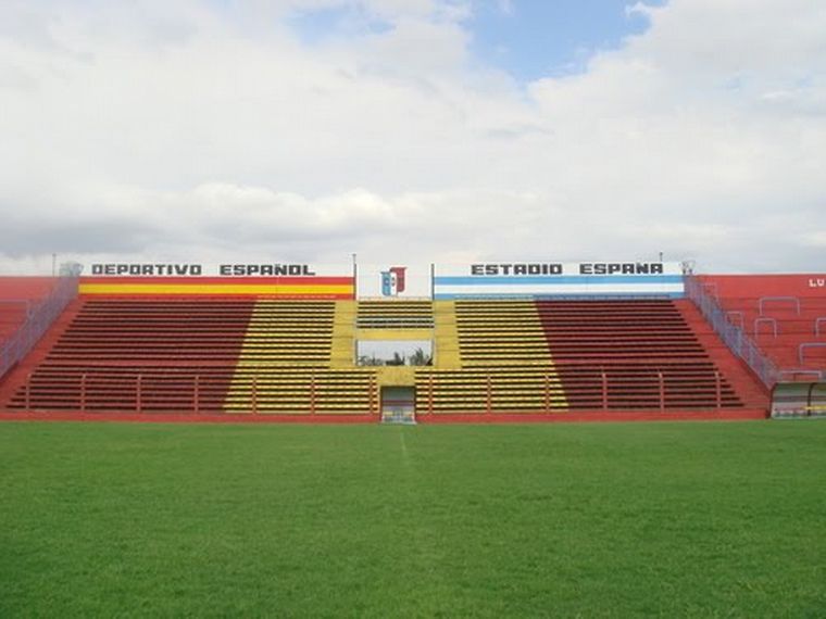 La denunciante es una menor de edad que forma parte del plantel de la reserva.