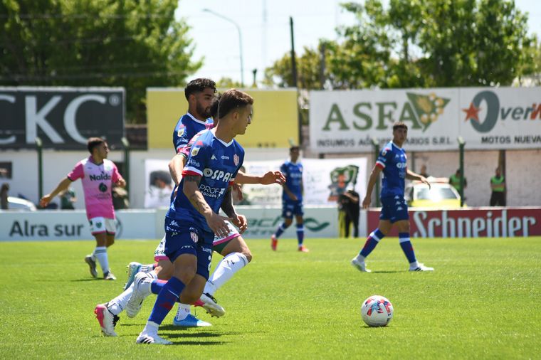 Unión ganó en Junín y consigue la primera victoria de Munúa.