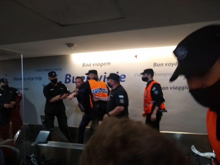 Se levantó la protesta de los empleados despedidos de Latam