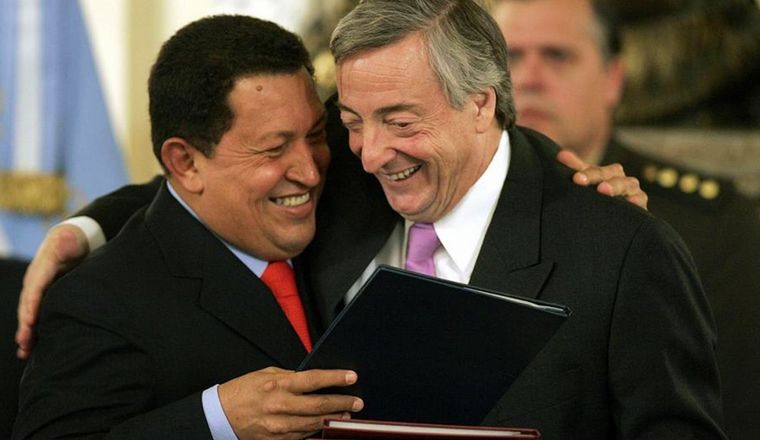 FOTO: Hugo Chávez y Néstor Kirchner.