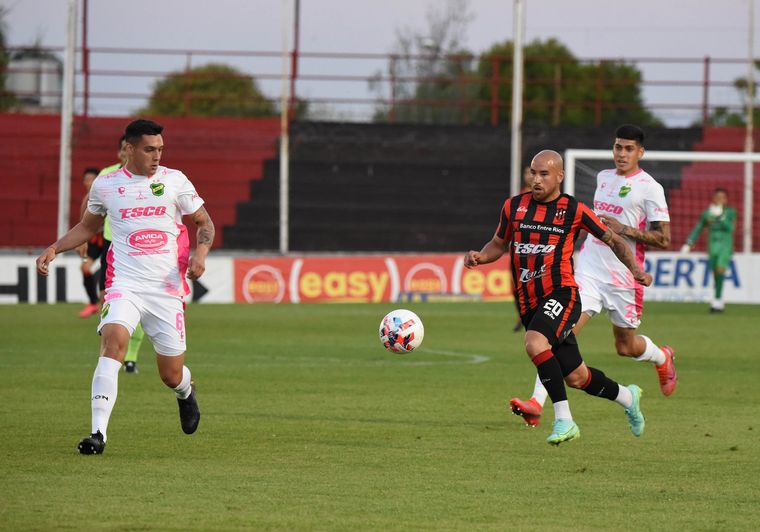 Defensa y Patronato jugaron en Paraná